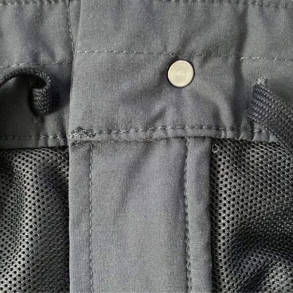 The North face paramount shorts - Picture 2 of 12